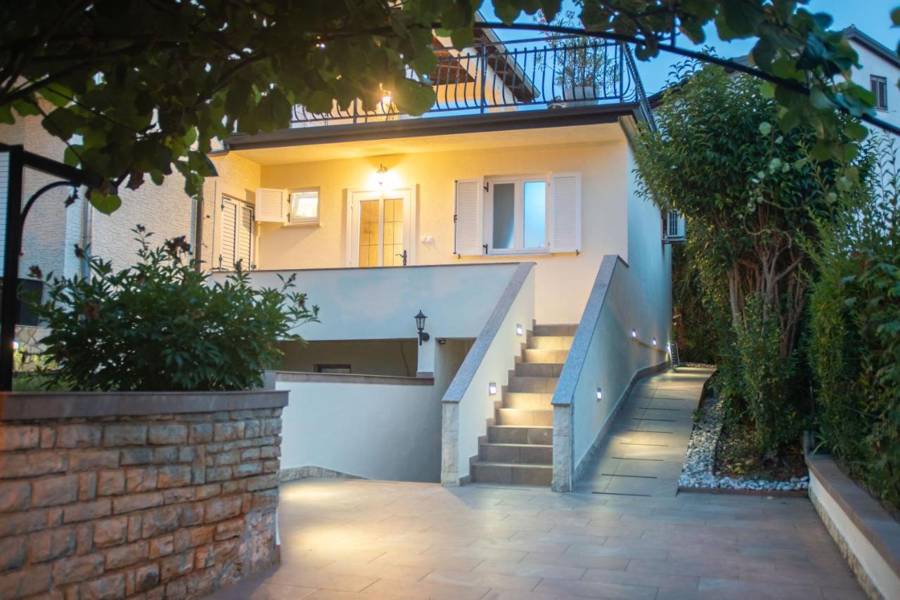 Wellness Studio D'Or - Exclusive New Apartment With Whirlpool, Sauna, Sunny Terrace, Private Parking Poreč Buitenkant foto